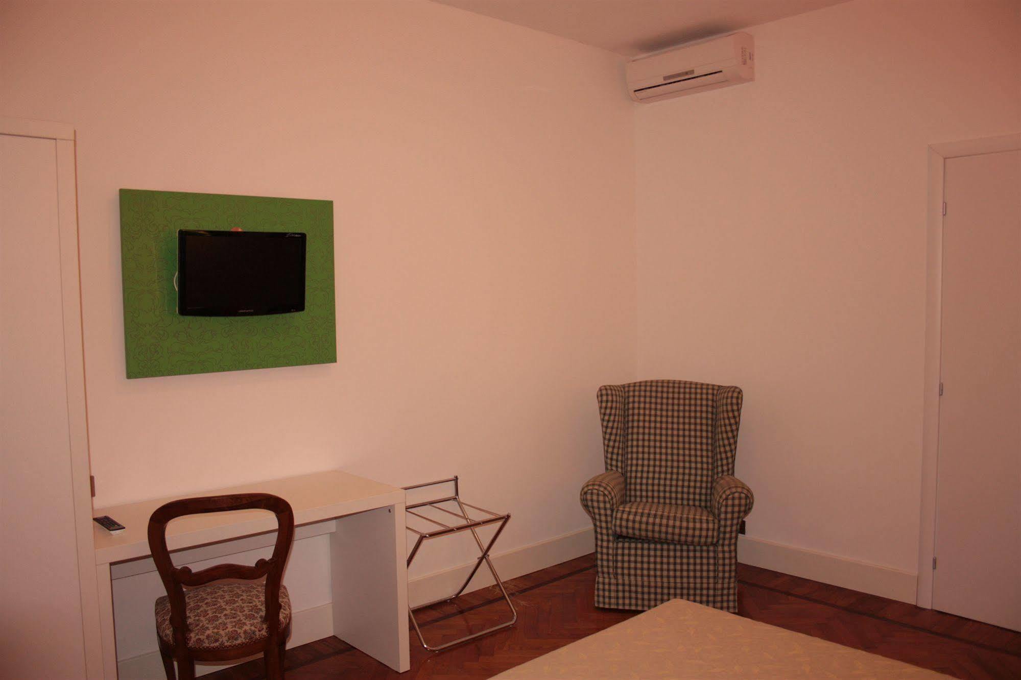 Da Cesare Hotel 2*